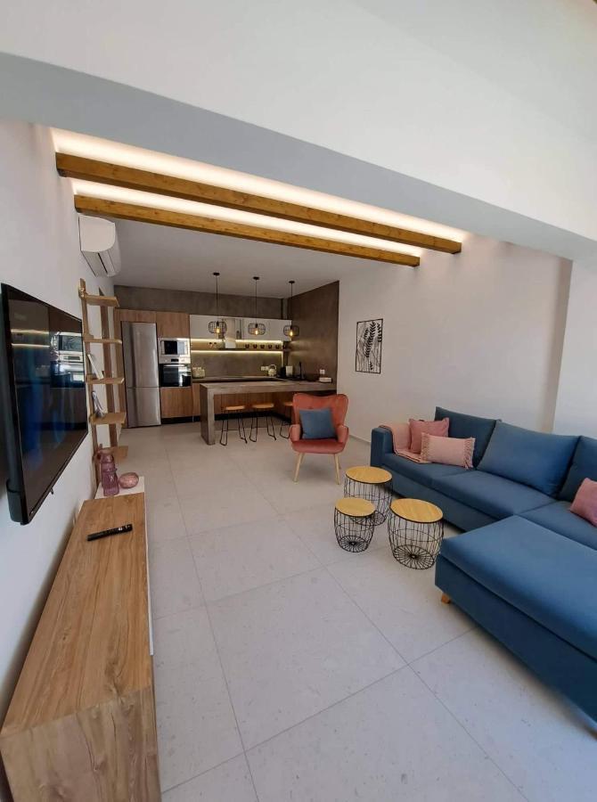 Courtyard Luxury “marianthi” * Pefki