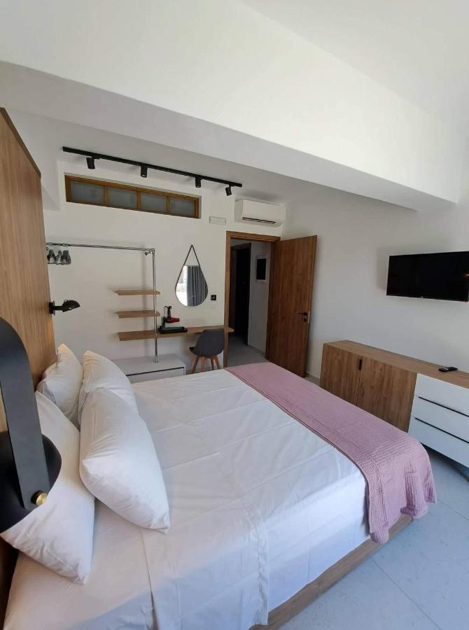 Courtyard Luxury “marianthi” Pefki