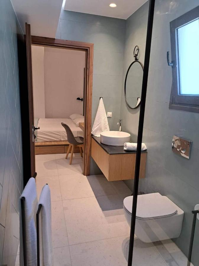 Apartment Courtyard Luxury “marianthi”