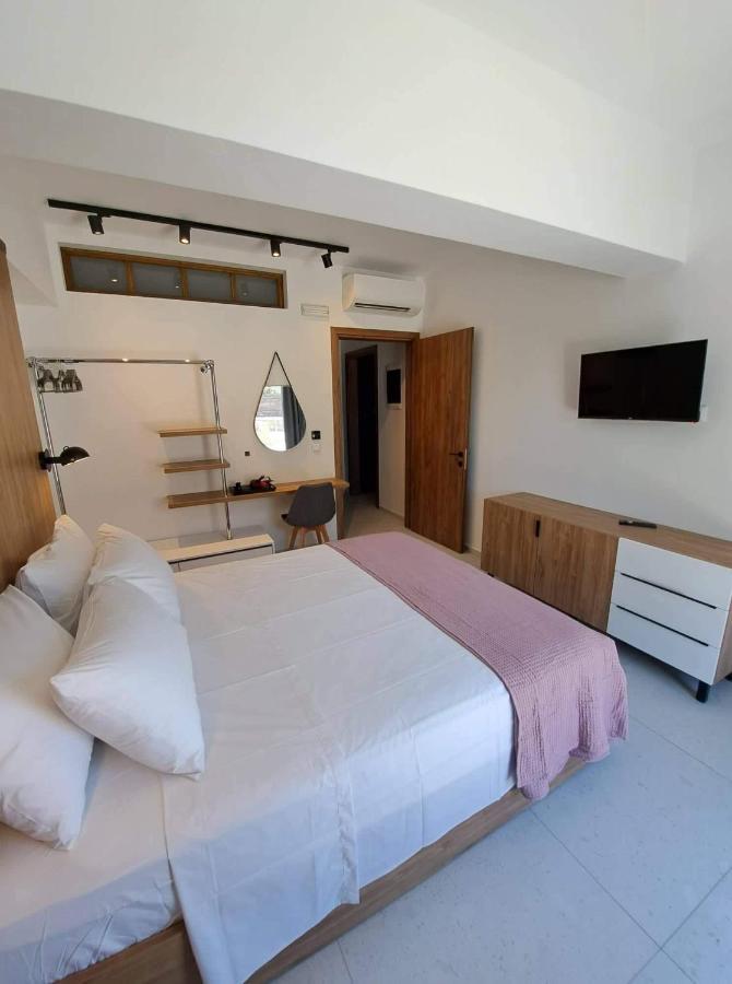 Appartement Courtyard Luxury “marianthi”